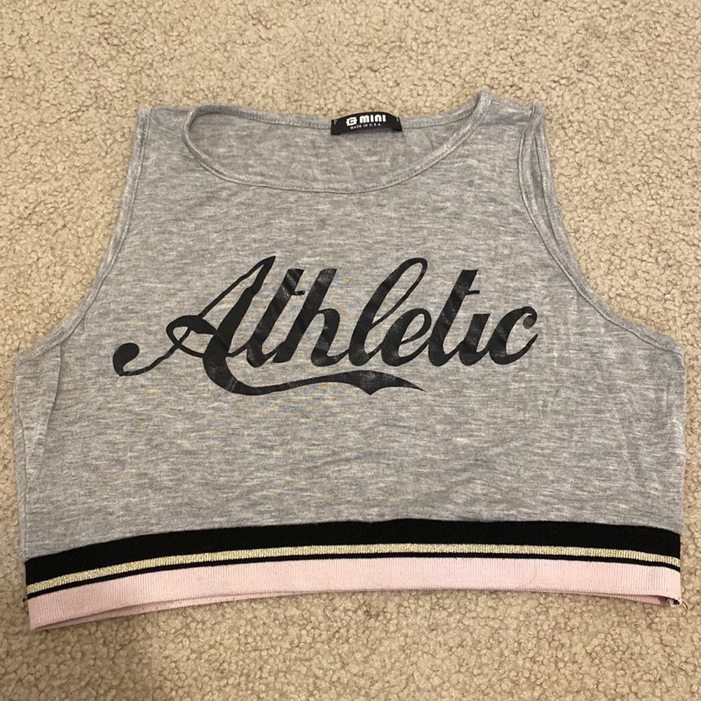 athletic crop top
